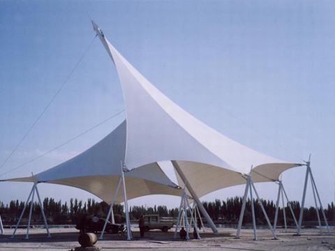 膜結構施工現場 